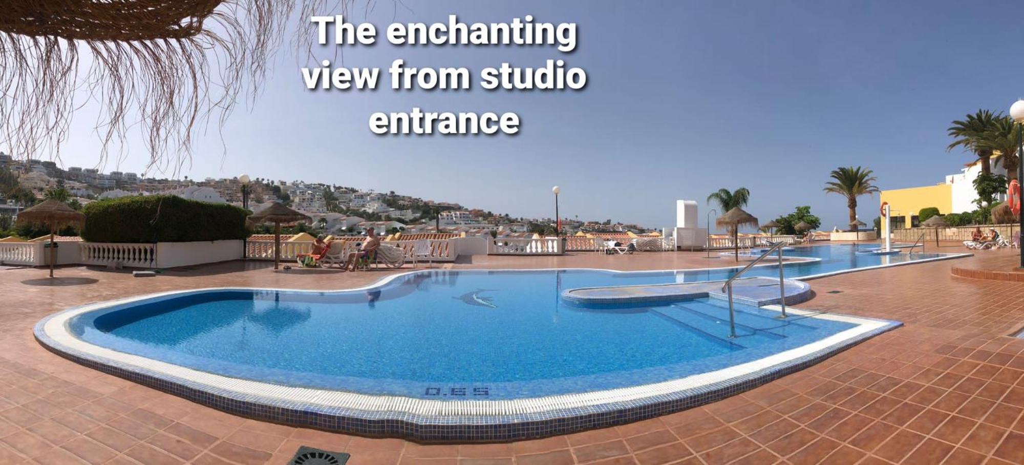 Las Brisas Holiday Costa Adeje  Exteriör bild